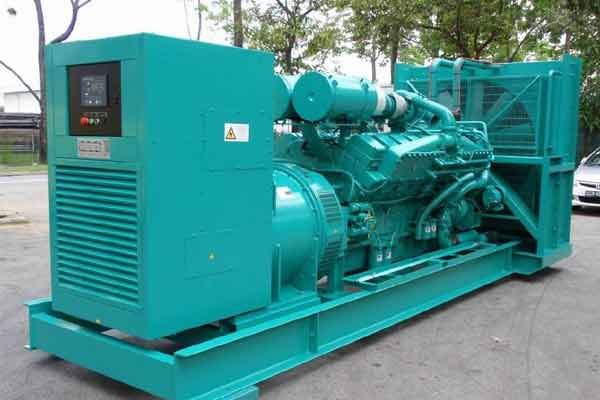 亭湖柴油发电机组电压不稳定怎样维修？